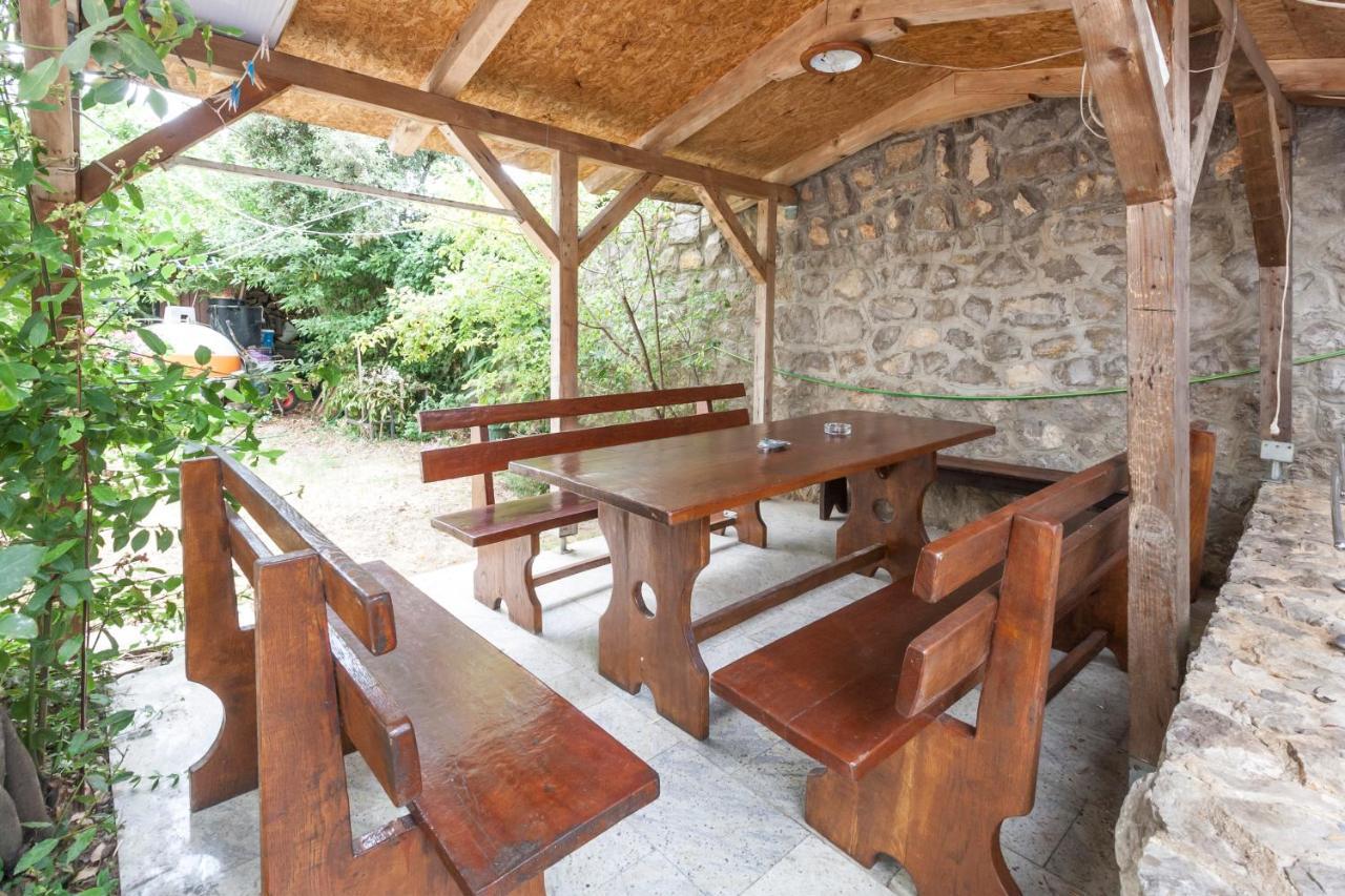 Apartments & Rooms Strcic Petra Krk Town Bagian luar foto